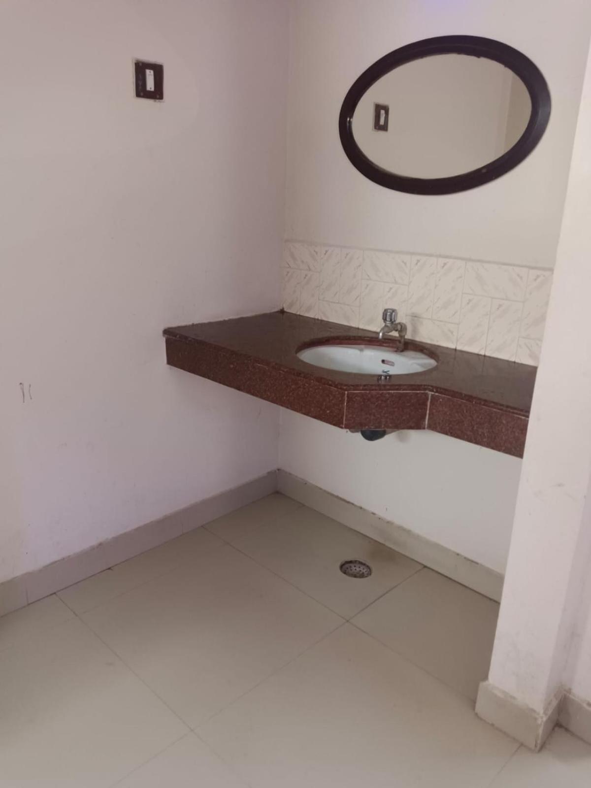 Sree Balaji Hotel - Lodge Kanyakumari Exteriör bild
