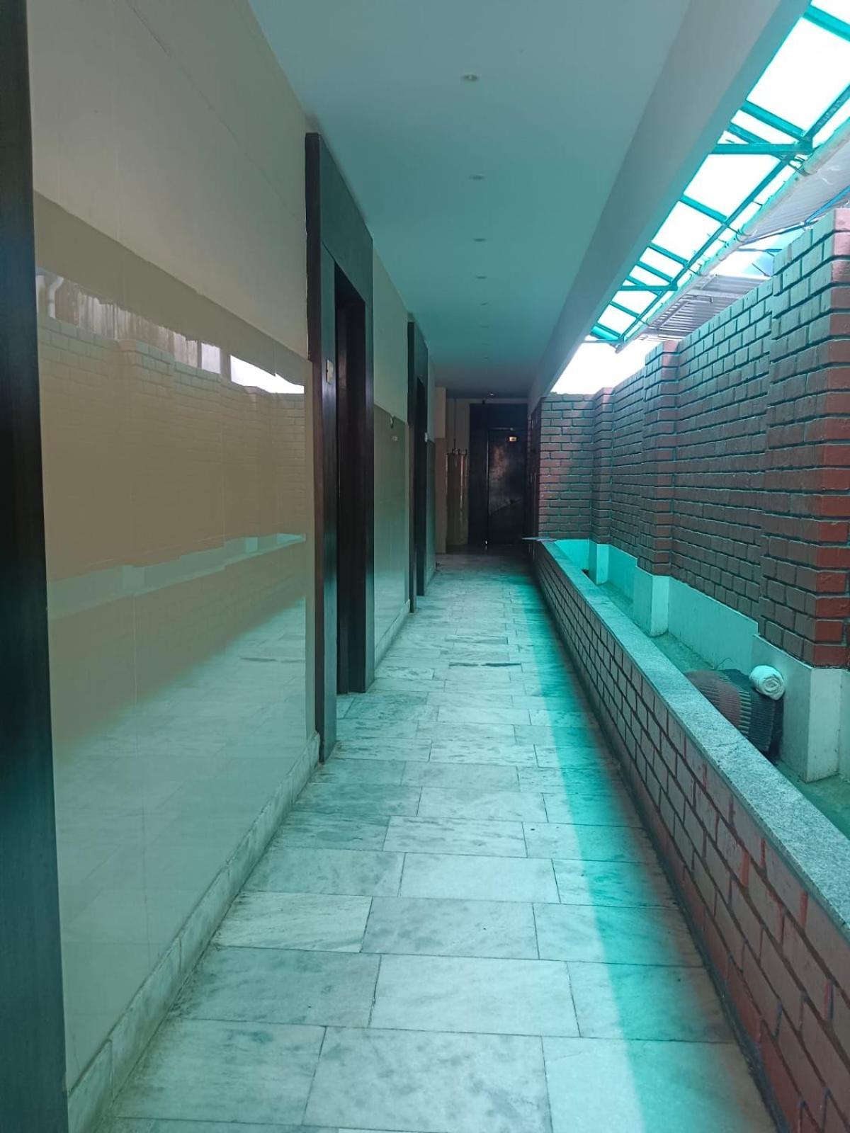 Sree Balaji Hotel - Lodge Kanyakumari Exteriör bild